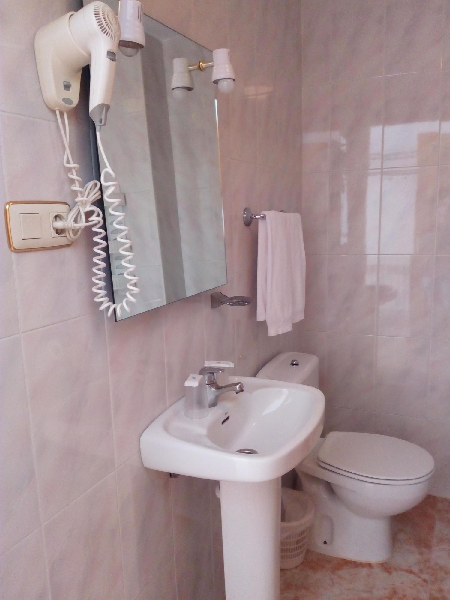 Hostal Rural Montual Los Baños Esterno foto