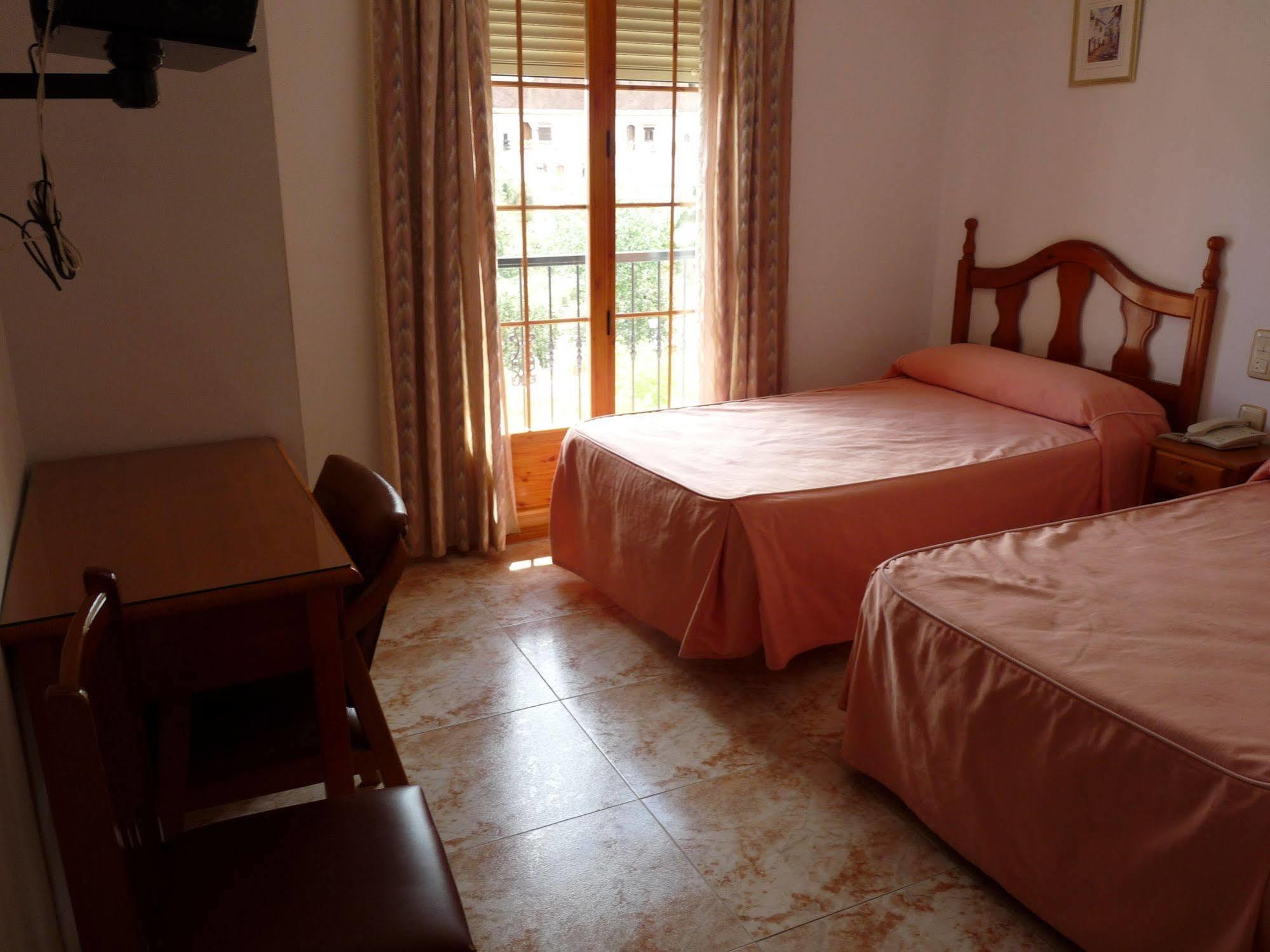 Hostal Rural Montual Los Baños Esterno foto